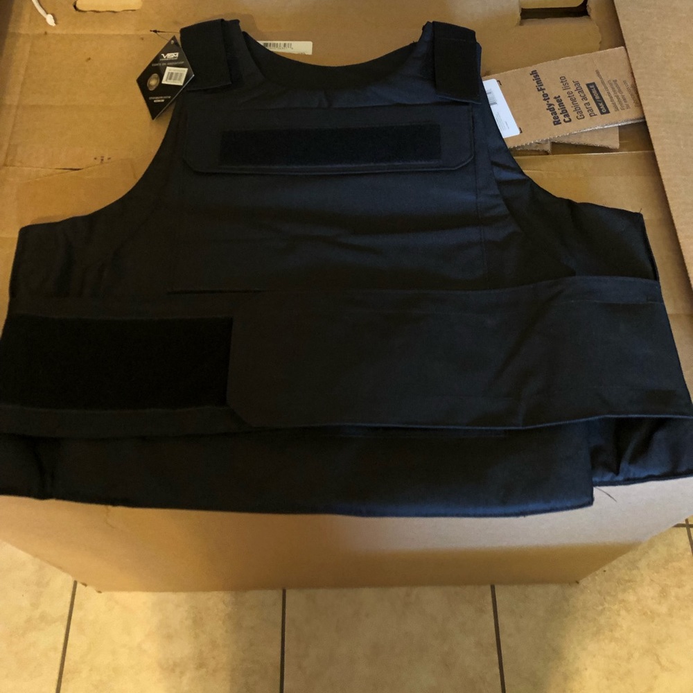 Men's Tactical Ballistic Plate Carrier Vest - Black